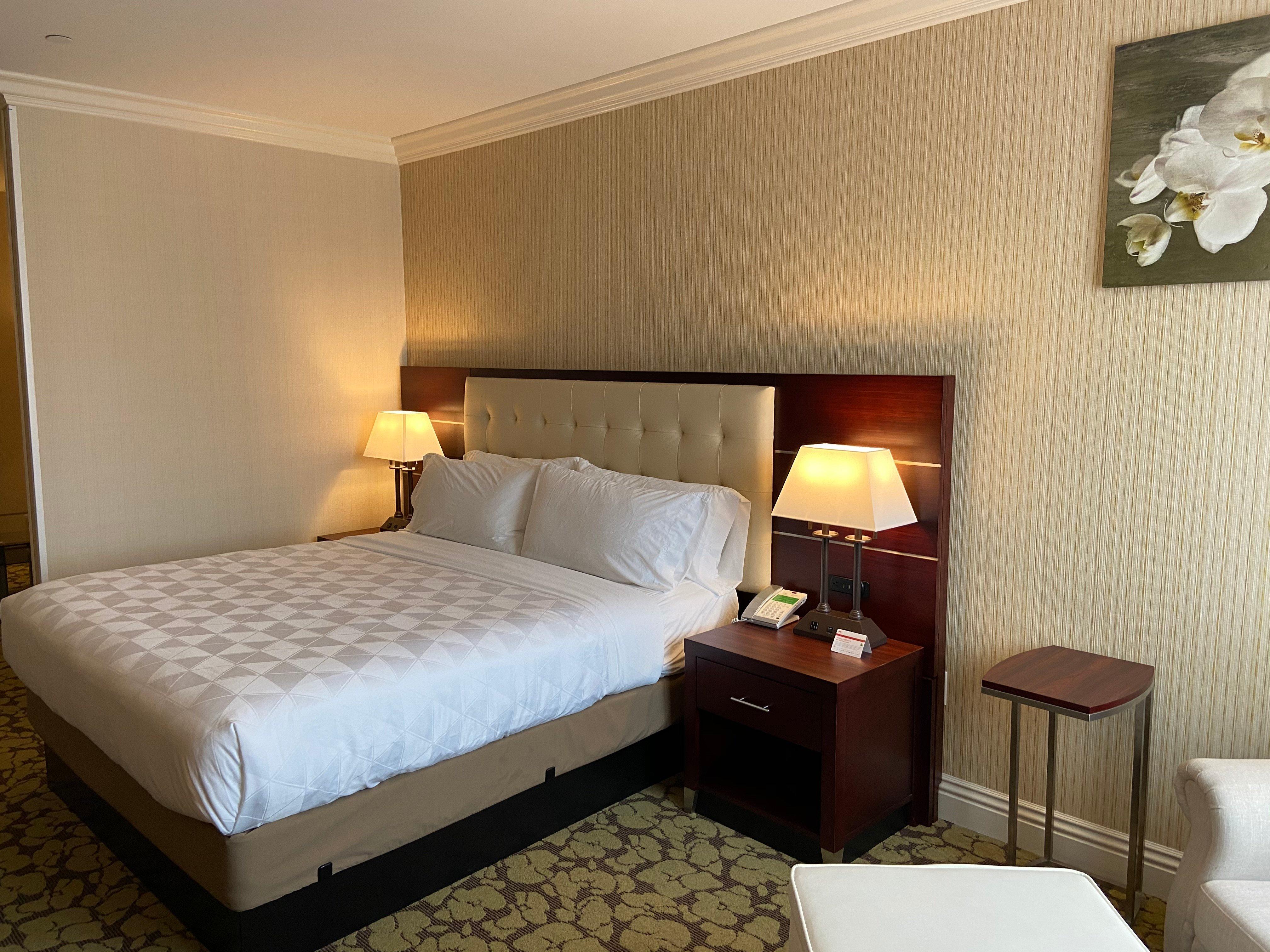 - Angeles, An Ihg Hotel