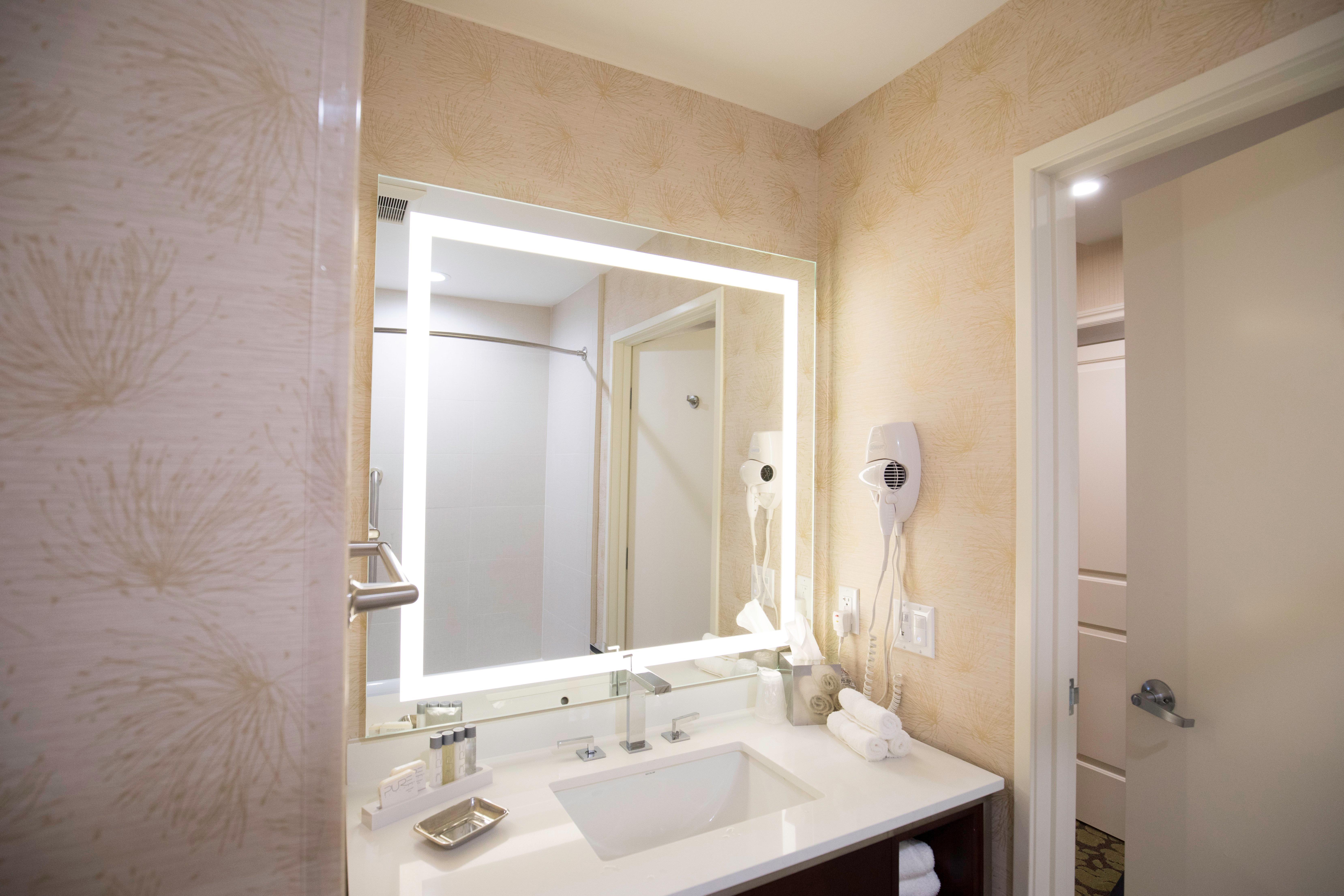 - Angeles, An Ihg El Monte